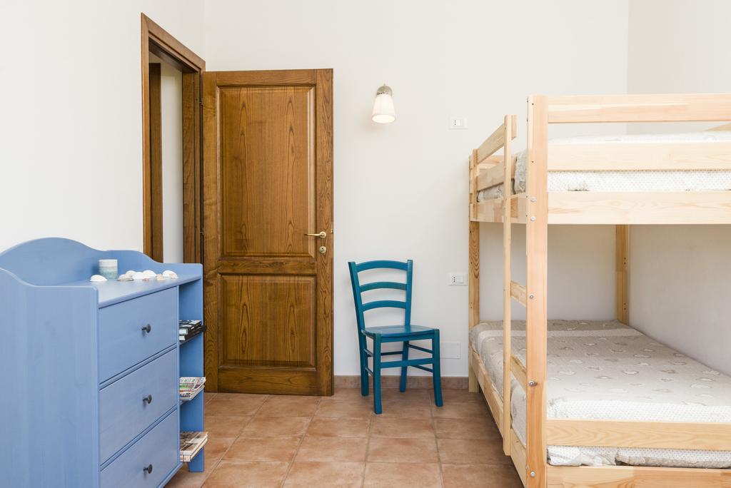 Agriturismo Terre Di Castiglione กาส์ตีจลิโอเน เดลลา เปสกายา ภายนอก รูปภาพ